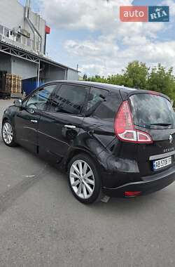 Минивэн Renault Scenic 2009 в 