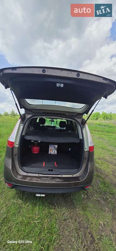 Минивэн Renault Scenic 2011 в Шепетовке фото 24 Минивэн Renault Scenic 2011 в Шепетовке