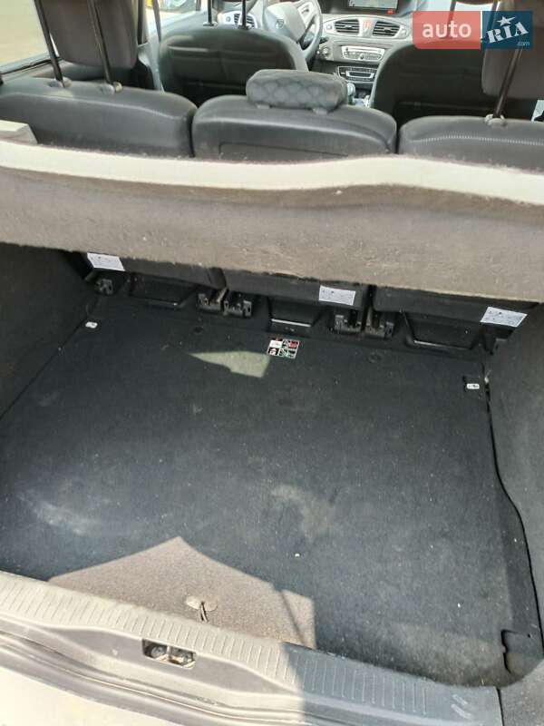 Мінівен Renault Scenic 2010 в Житомирі