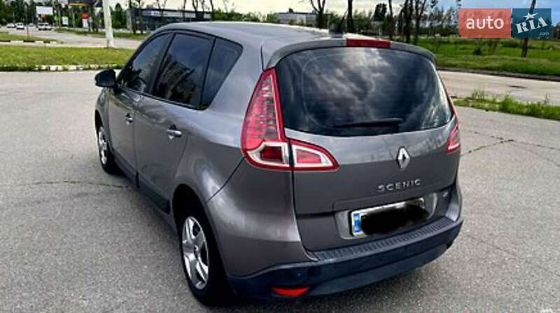 Мінівен Renault Scenic 2010 в Житомирі