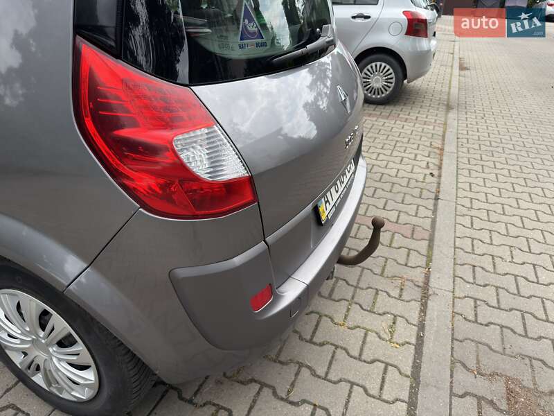 Мінівен Renault Scenic 2008 в Чернігові