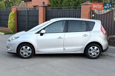 Минивэн Renault Scenic 2010 в Александрие
