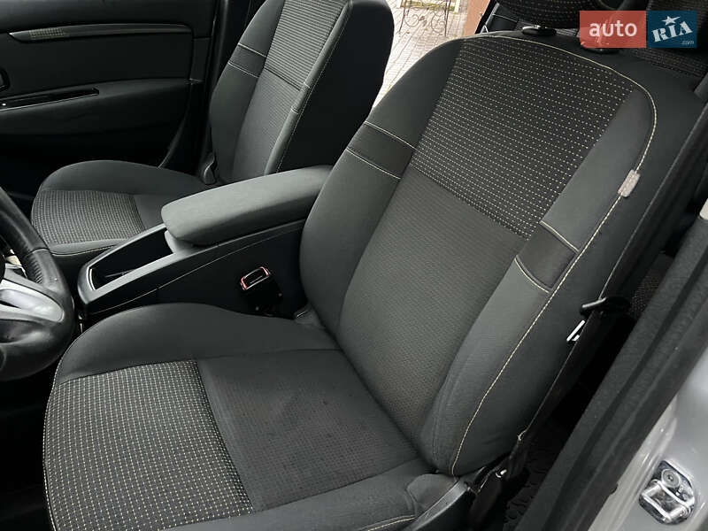 Минивэн Renault Scenic 2010 в Виннице