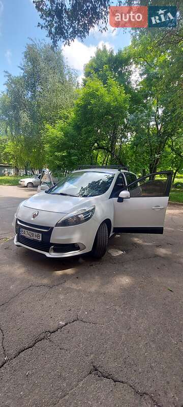 Минивэн Renault Scenic 2012 в Кропивницком