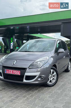 Минивэн Renault Scenic 2011 в Стрые