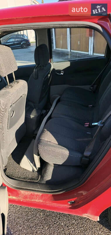 Минивэн Renault Scenic 2006 в Луцке
