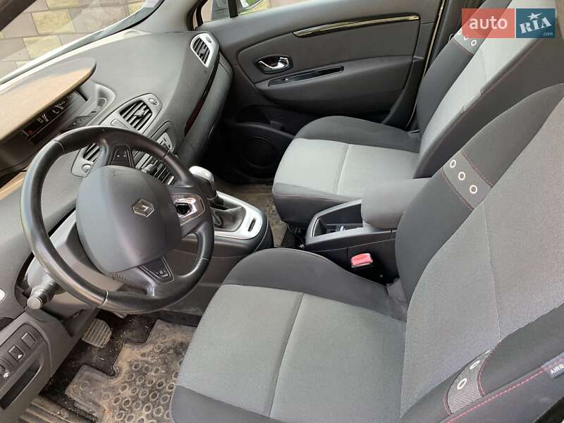 Мінівен Renault Scenic 2013 в Луцьку