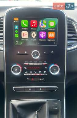 Минивэн Renault Scenic 2017 в 