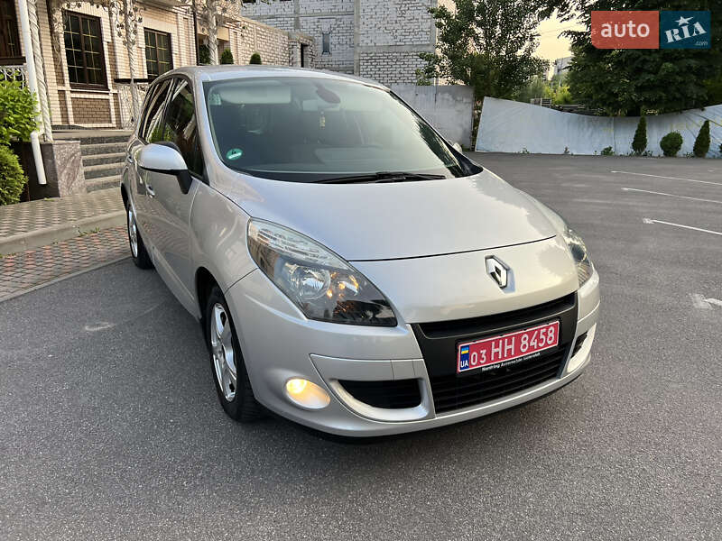Минивэн Renault Scenic 2010 в Виннице