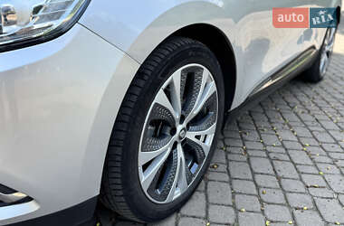 Минивэн Renault Scenic 2016 в 