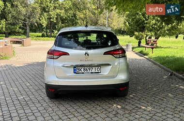 Минивэн Renault Scenic 2016 в 