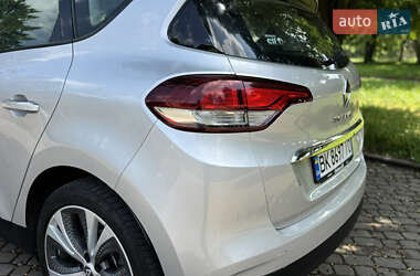 Минивэн Renault Scenic 2016 в 