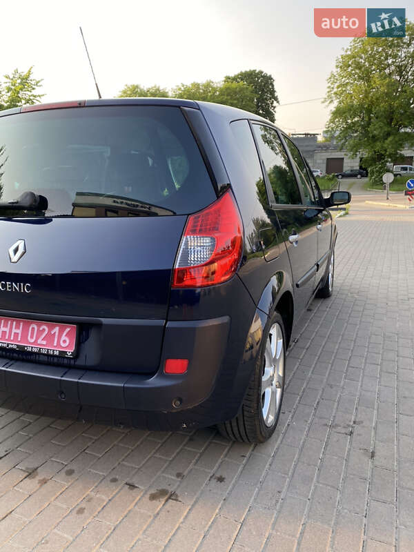 Минивэн Renault Scenic 2009 в Ровно
