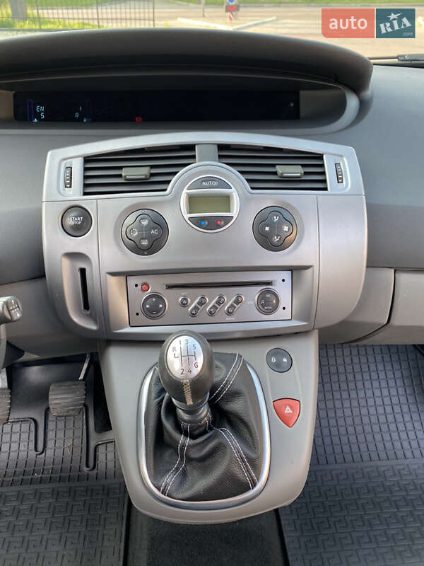 Минивэн Renault Scenic 2009 в Ровно