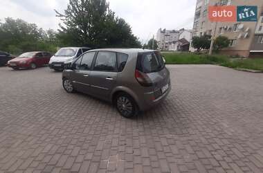 Минивэн Renault Scenic 2003 в 