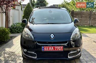 Минивэн Renault Scenic 2012 в 