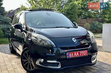 Минивэн Renault Scenic 2012 в 