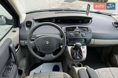 Мінівен Renault Scenic 2004 в 
