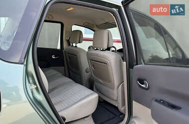 Мінівен Renault Scenic 2004 в 