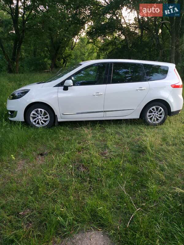 Renault Scenic 2013