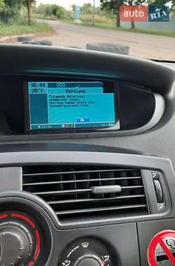 Минивэн Renault Scenic 2003 в 