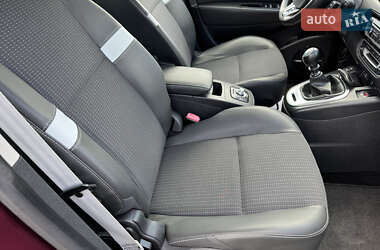 Минивэн Renault Scenic 2013 в 