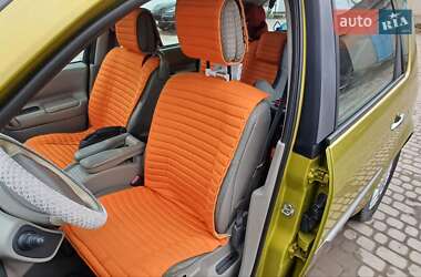 Минивэн Renault Scenic 2005 в 