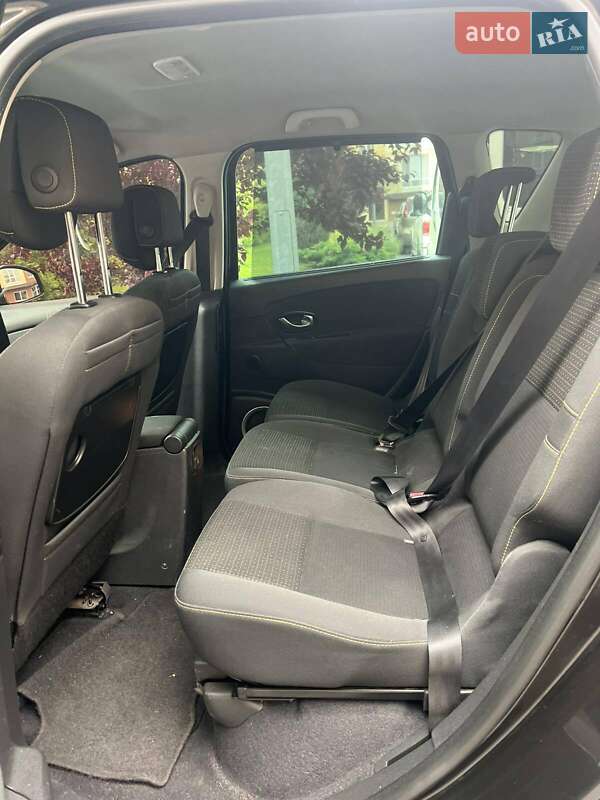 Минивэн Renault Scenic 2010 в Киеве