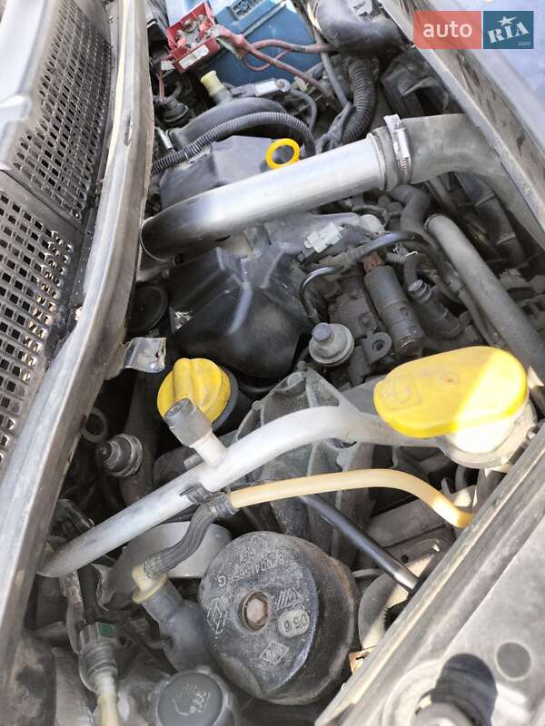 Мінівен Renault Scenic 2006 в Хмельницькому