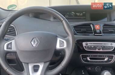 Минивэн Renault Scenic 2011 в 