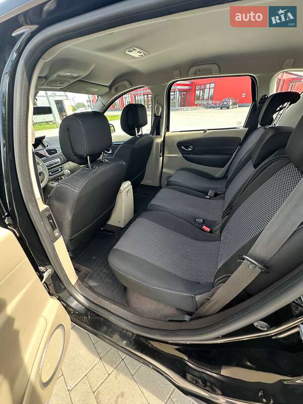 Минивэн Renault Scenic 2011 в Здолбунове