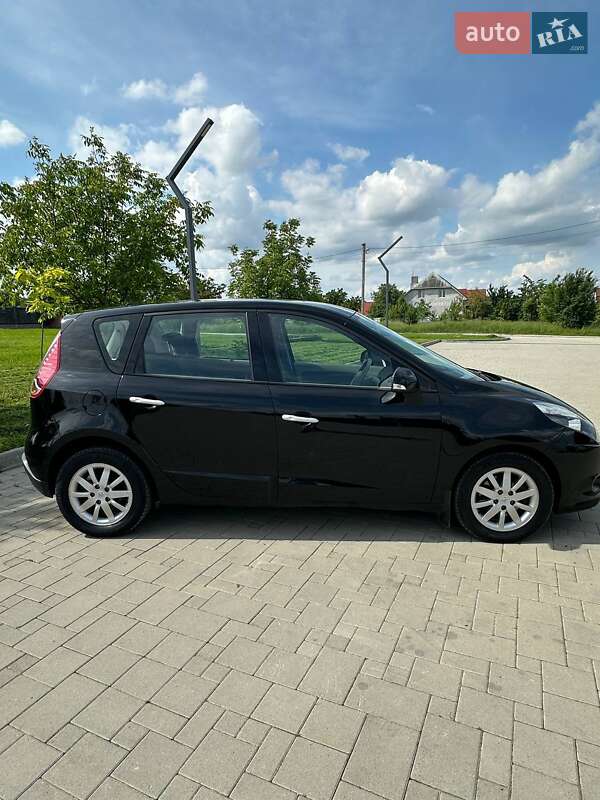 Минивэн Renault Scenic 2011 в Здолбунове