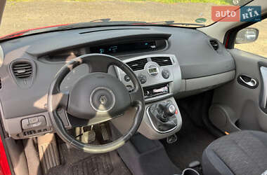 Минивэн Renault Scenic 2006 в 