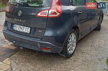 Минивэн Renault Scenic 2010 в 