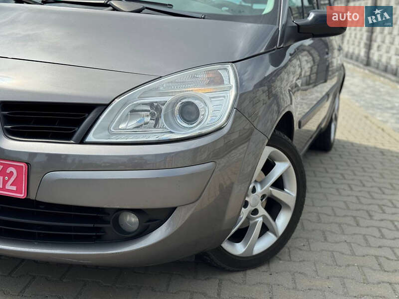 Минивэн Renault Scenic 2008 в Ровно