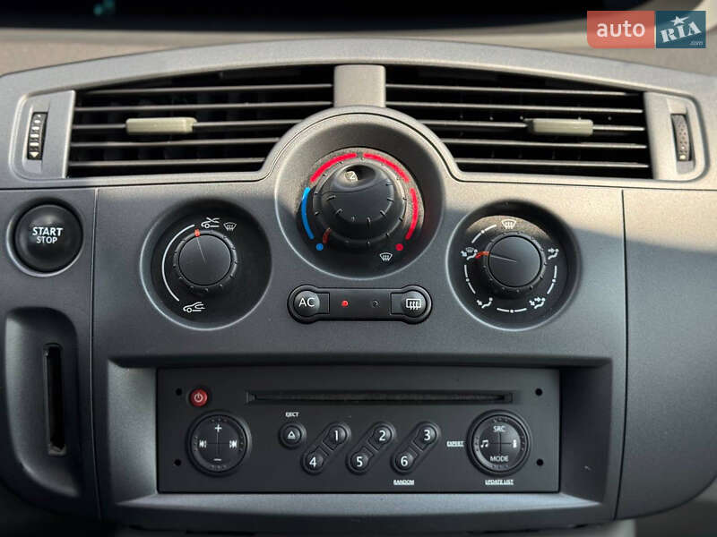 Минивэн Renault Scenic 2008 в Ровно