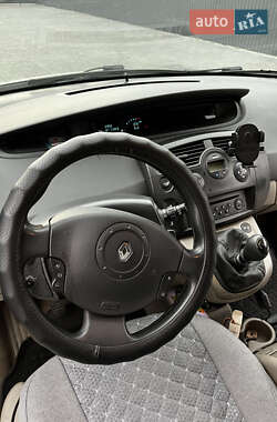 Минивэн Renault Scenic 2006 в 