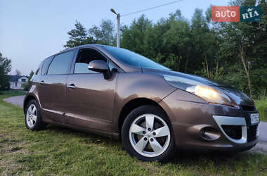 Минивэн Renault Scenic 2009 в Ивано-Франковске