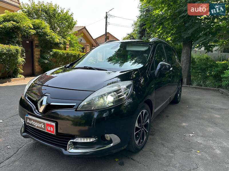 Мінівен Renault Scenic 2015 в 