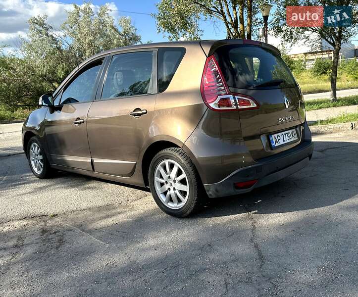 Мінівен Renault Scenic 2010 в Запоріжжі