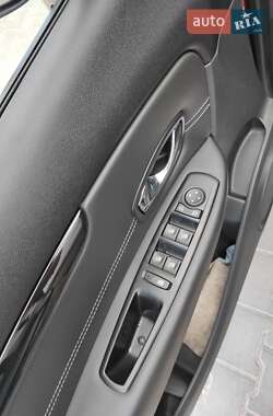 Мінівен Renault Scenic 2014 в 