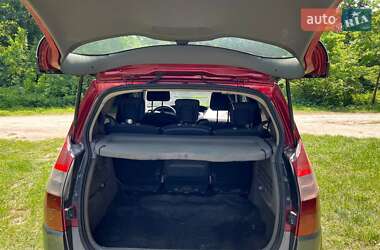 Минивэн Renault Scenic 2003 в 