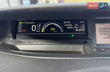 Минивэн Renault Scenic 2012 в 
