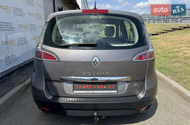 Минивэн Renault Scenic 2012 в 