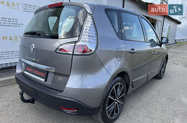 Минивэн Renault Scenic 2012 в 