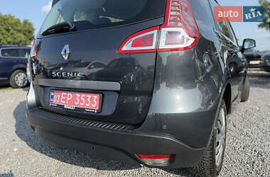 Минивэн Renault Scenic 2011 в 