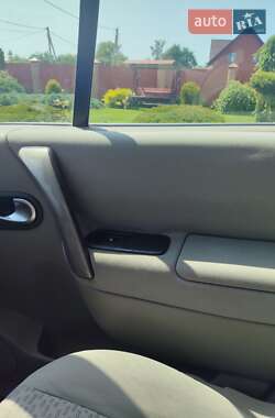 Минивэн Renault Scenic 2006 в 