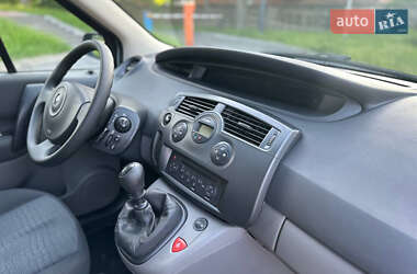 Минивэн Renault Scenic 2007 в 