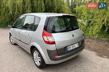 Минивэн Renault Scenic 2005 в 