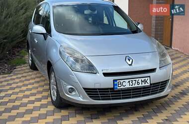 Минивэн Renault Scenic 2011 в Николаеве